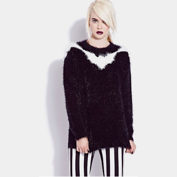 Forever 21 Sweaters - Forever 21 Bats & Cats collection Batman sweater